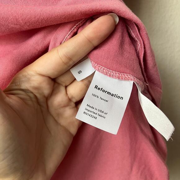 Reformation Hanna Not Your Baby Pink Cropped Tee Size S - Picture 5 of 6